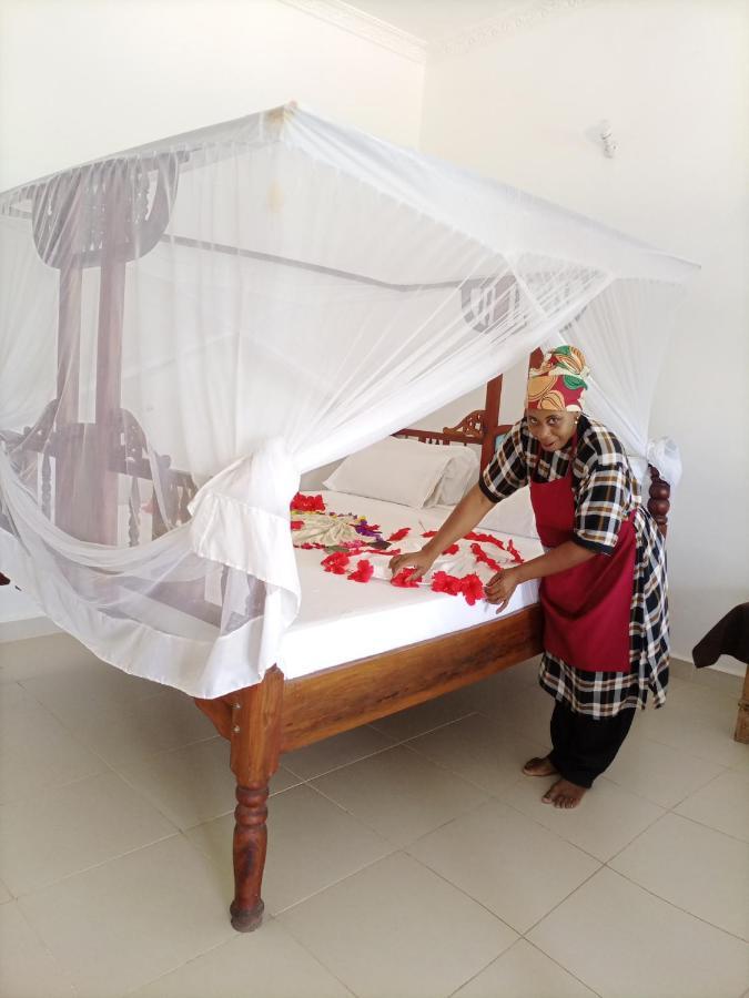 Visitor's Bed & Breakfast 2*